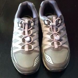 Keen Versatrail Hiking Shoe